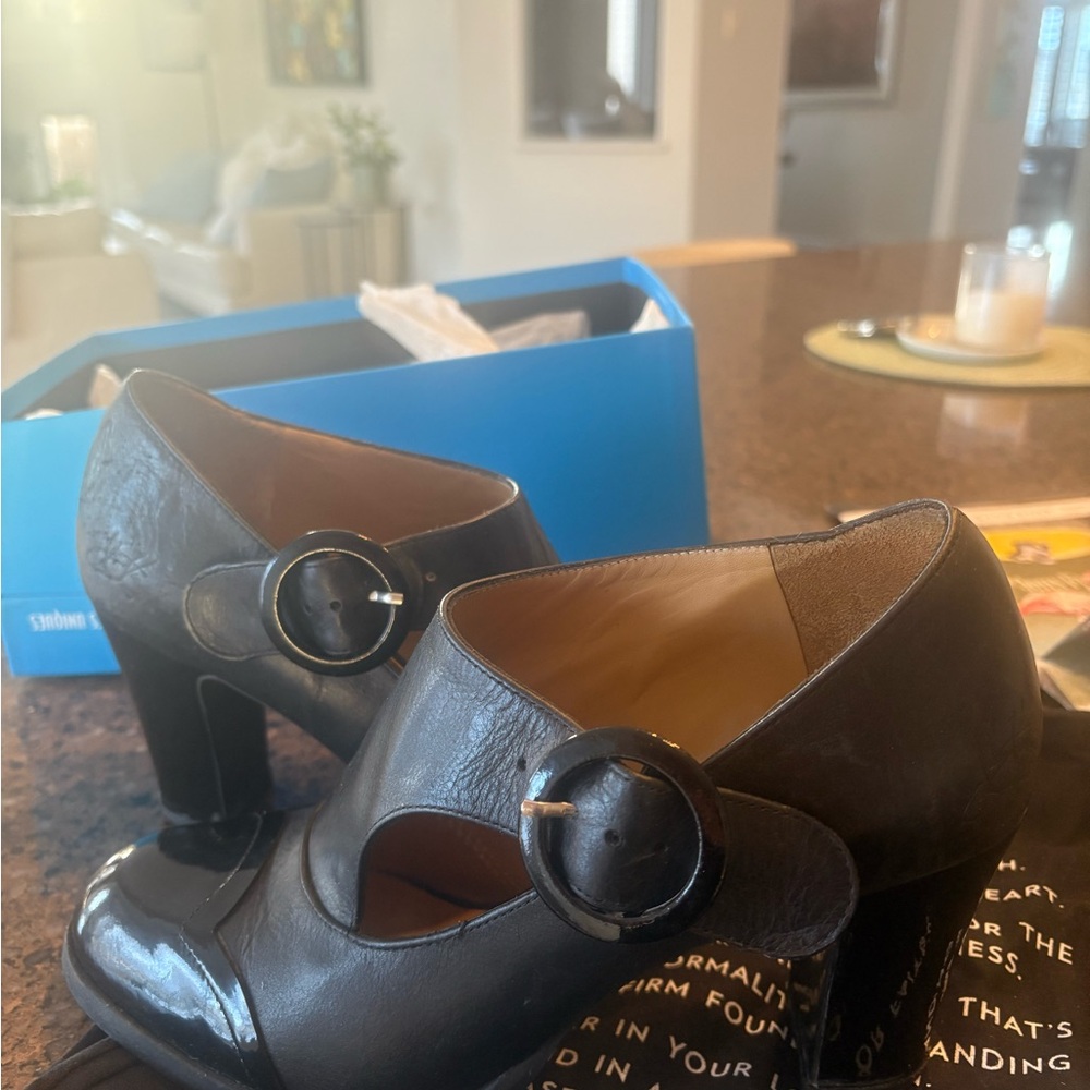 John Fluevog Black Leather Cutout Mary Jane Heels with Buckle